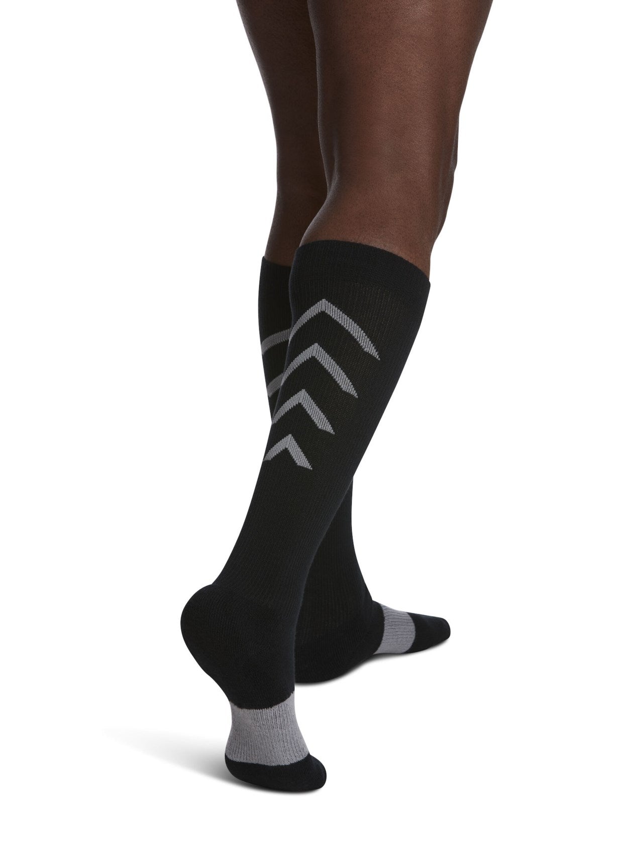 Sigvaris_Athletic_Recovery_Socks_Black